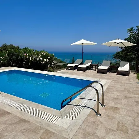 Helona * Agios Stefanos Avliotes (Corfu)